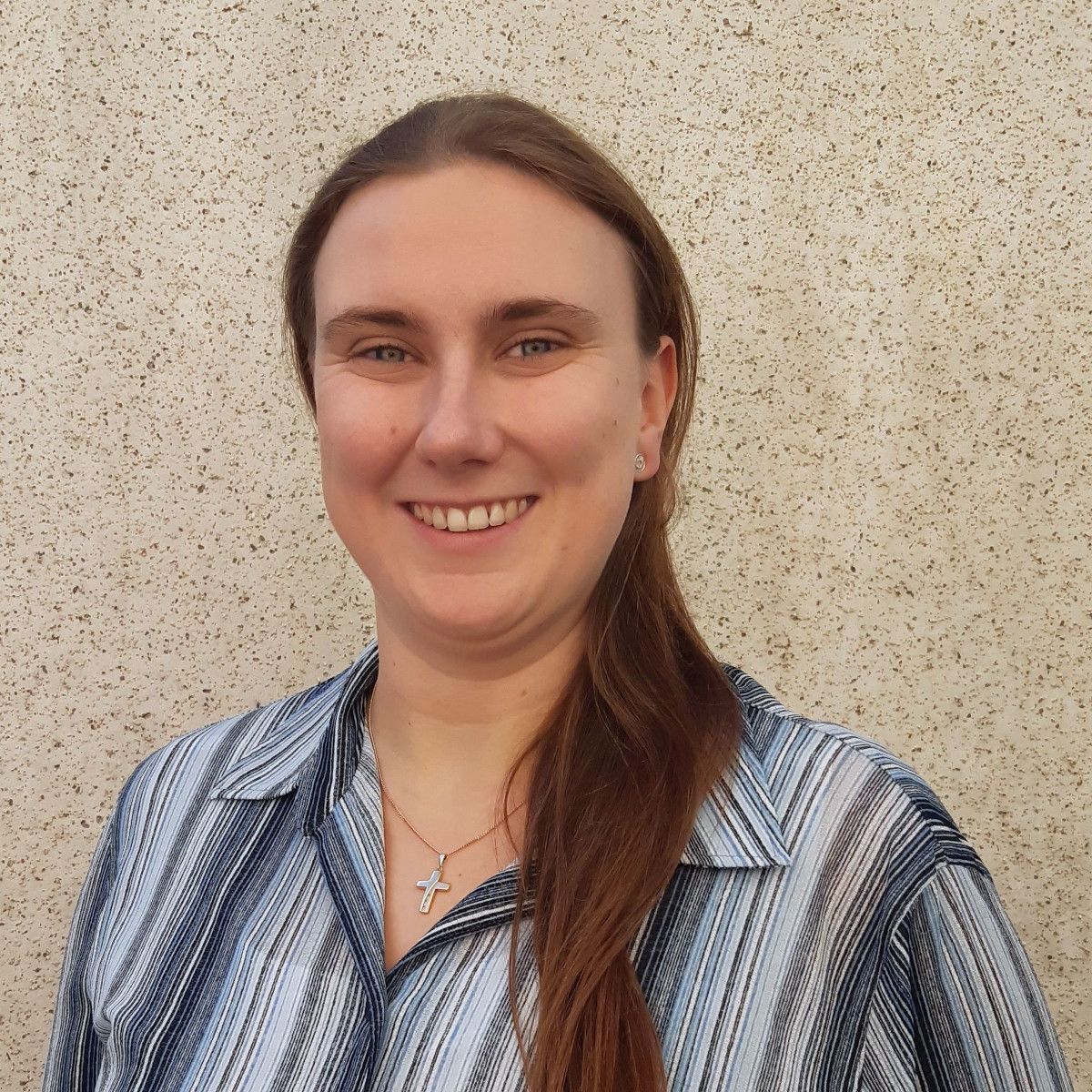 Dr. Marion Pohlner Dr. Marion Pohlner